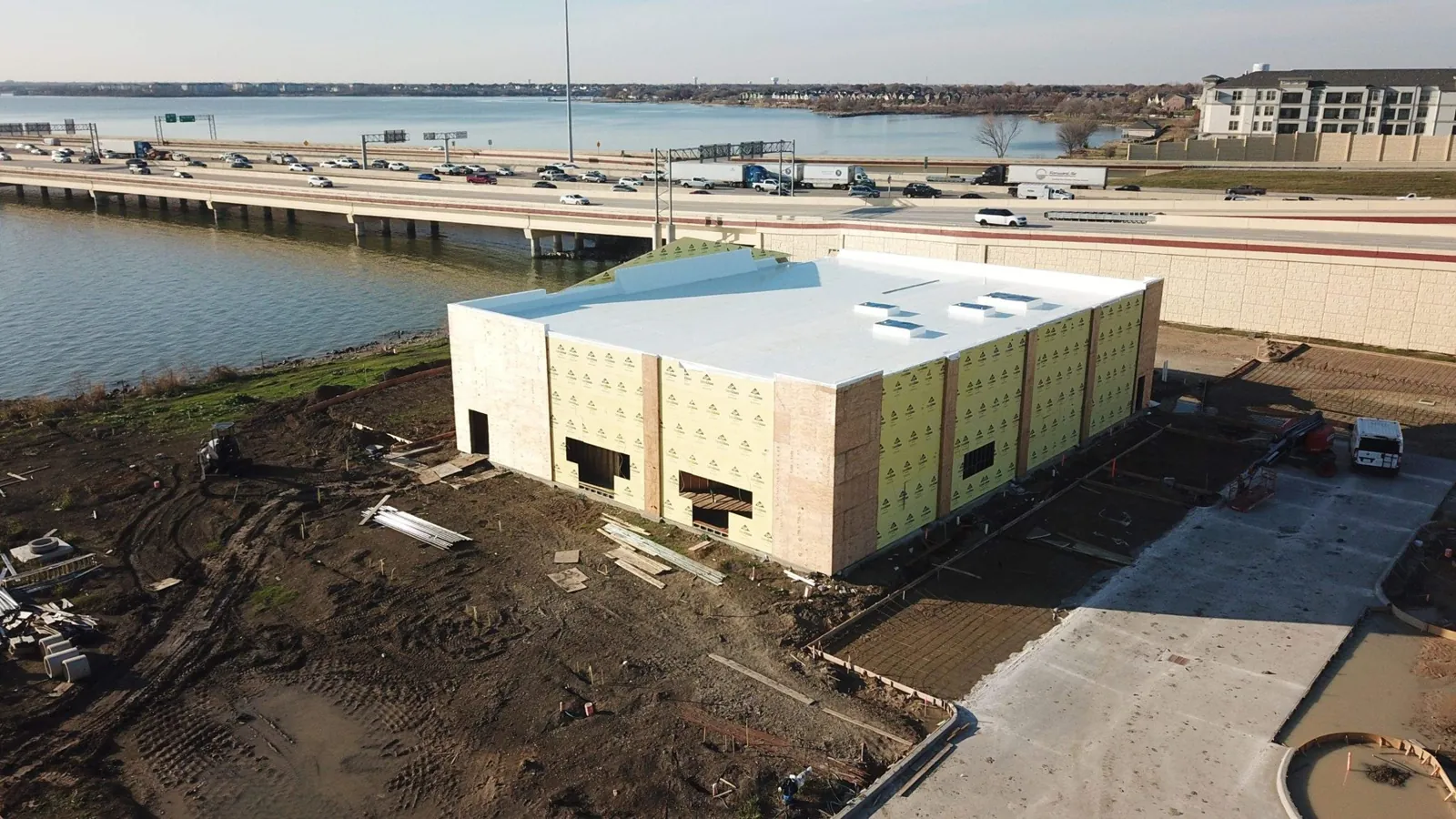 Finished TPO roof at Bombshells Rowlett on Lake Ray Hubbard