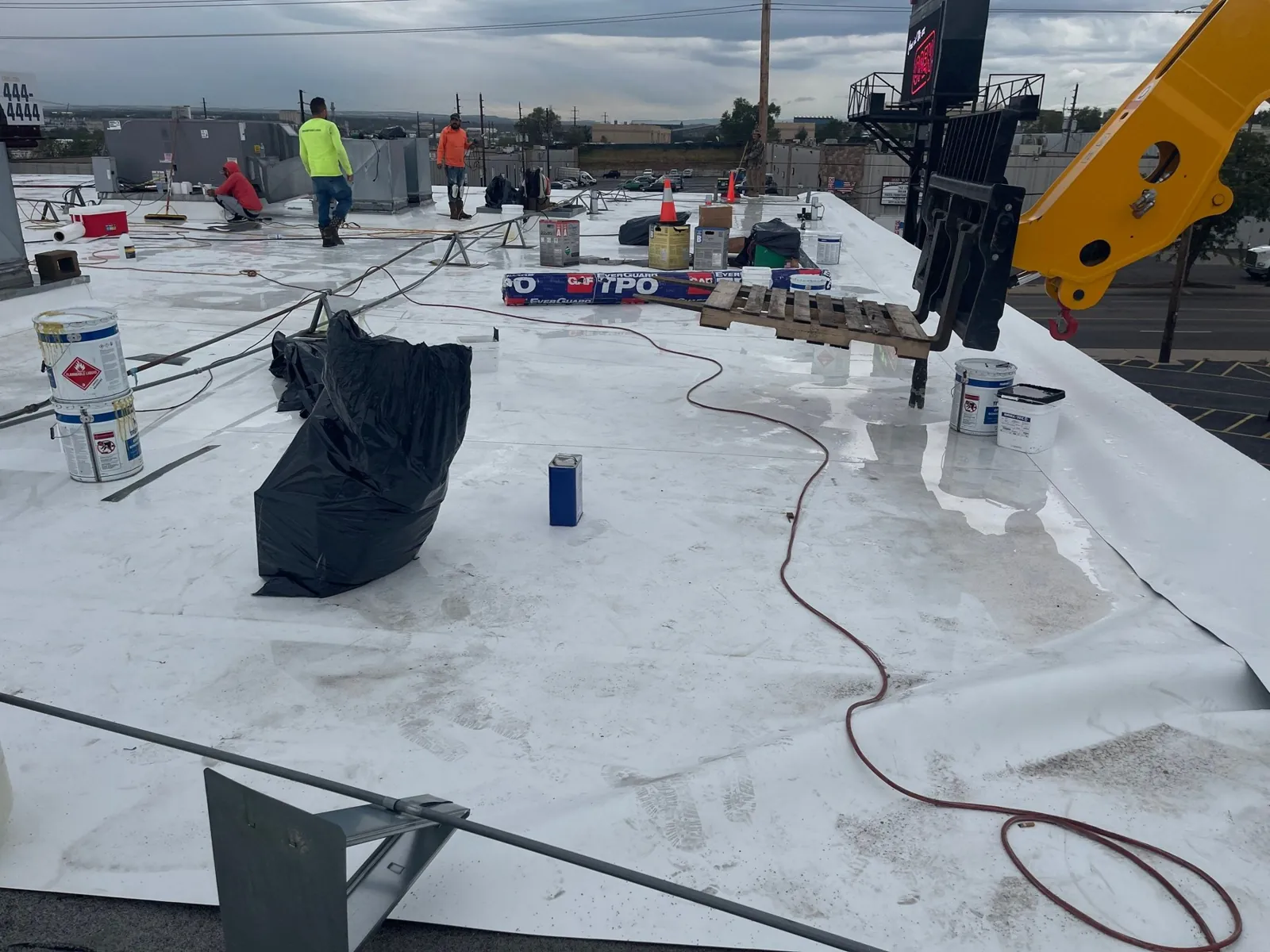 Crews rolling adhesive and setting membrane